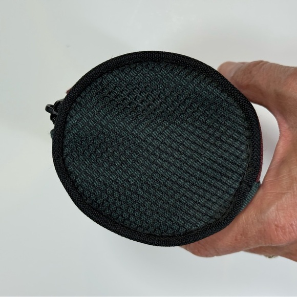 Scooby Doo Zip Top Accessory Bag - Picture 2 of 6